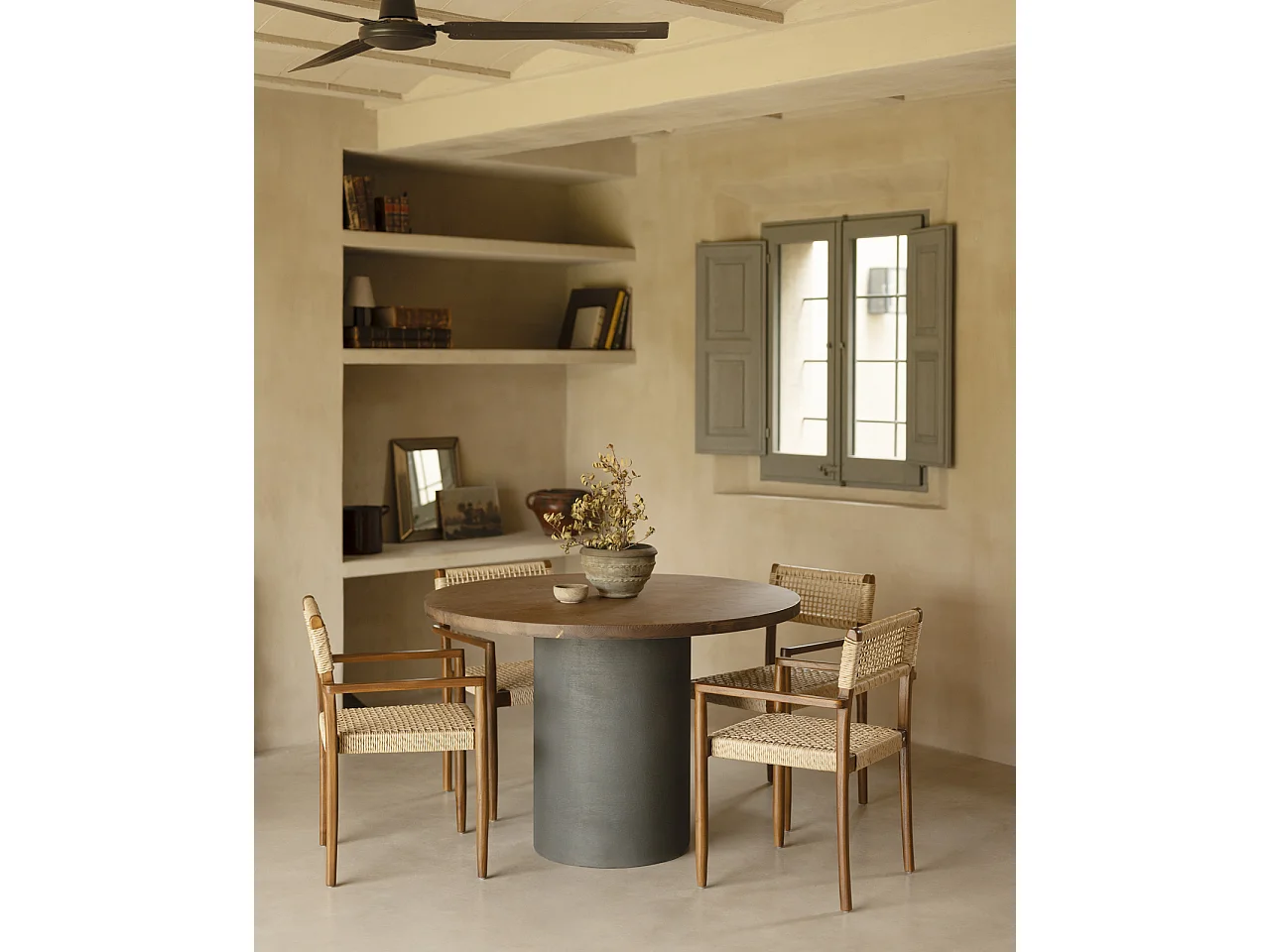 Tavolo da pranzo rotondo in legno marrone e microcemento verde 100cm