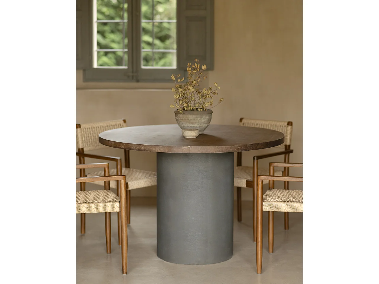 Tavolo da pranzo rotondo in legno marrone e microcemento verde 100cm