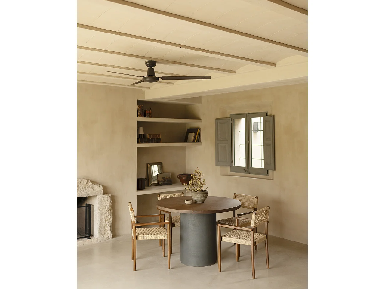 Tavolo da pranzo rotondo in legno marrone e microcemento verde 100cm