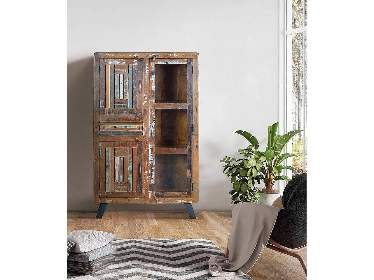 Vitrine en bois de manguier et pieds en métal multicolore