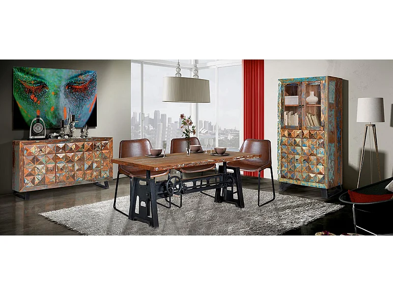 Ekskluzywna witryna z odzyskanego drewna z wielokolorowym wykończeniem