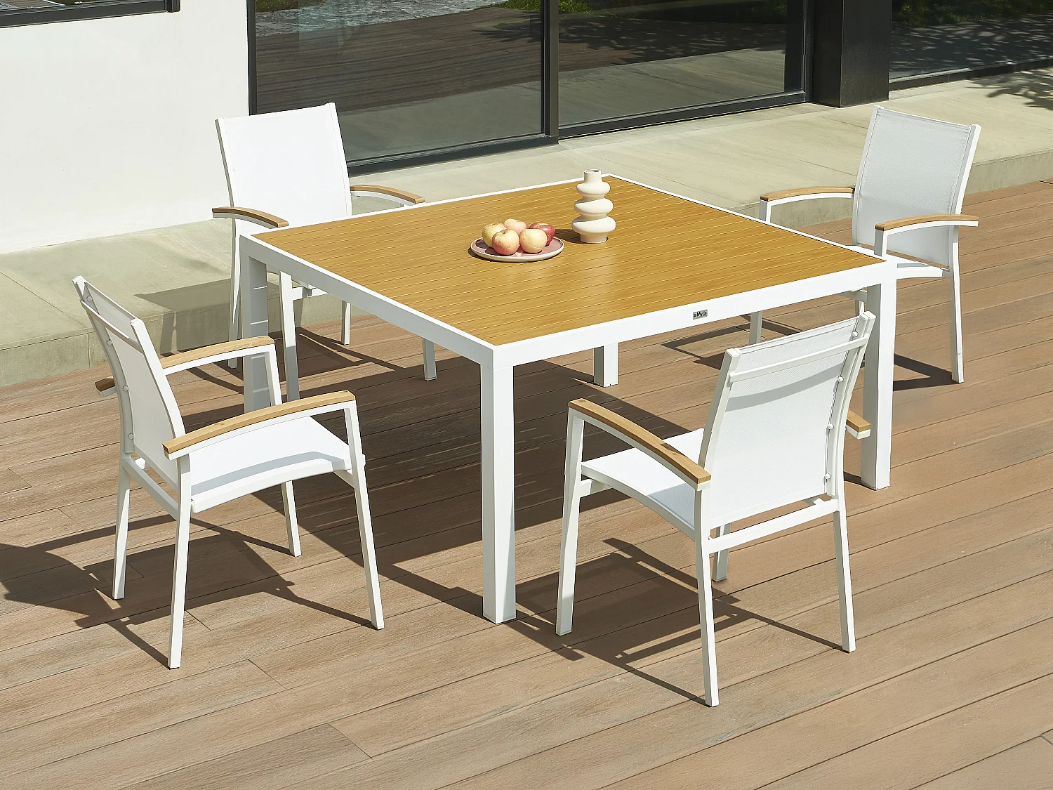 Mesa de comedor de jardín cuadrada de aluminio L.140 cm - Natural claro y blanco - MACILA de MYLIA