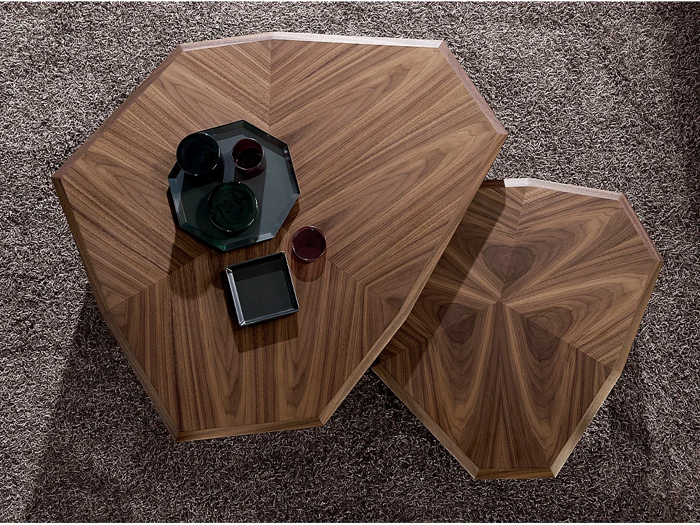 Table basse asymétrique en noyer et pvc noir 2136 ANGEL CERDA