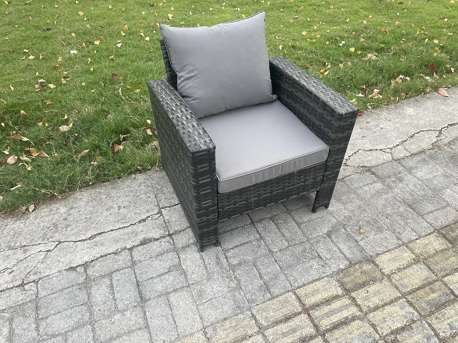 Fimous High Back Rattan Outdoor Garden Furniture Single Sofa Arm Chair Patio Furniture With Thick Seat And Back Cushion