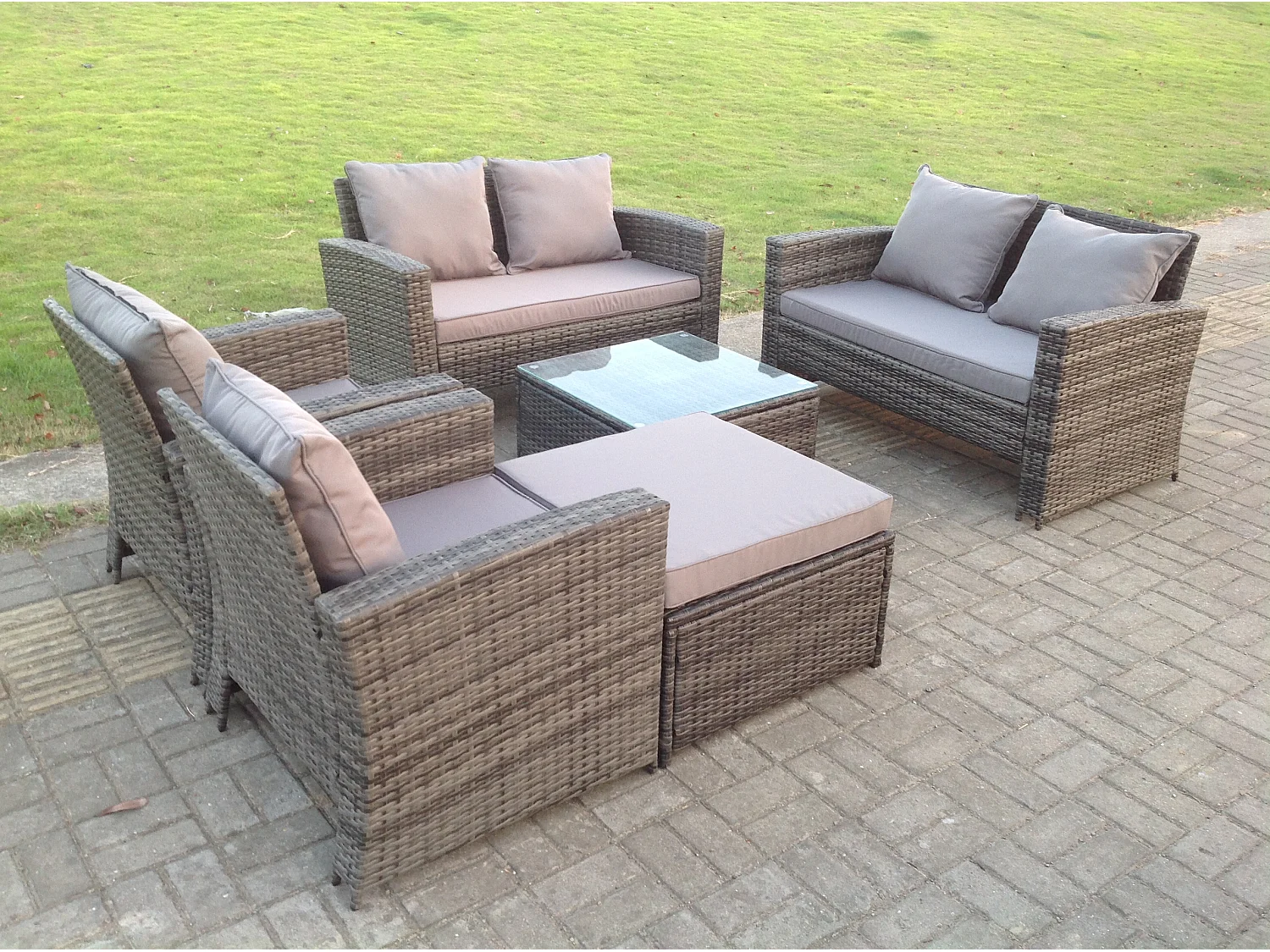 7-Sitzer Hoher Rücken Rattan Sofa Set Outdoor-Möbel mit Quadratisch Couchtisch Großer Fußhocker Sessel 2-Sitzer Liebes-Sofa Dunkelgrau Gemischt