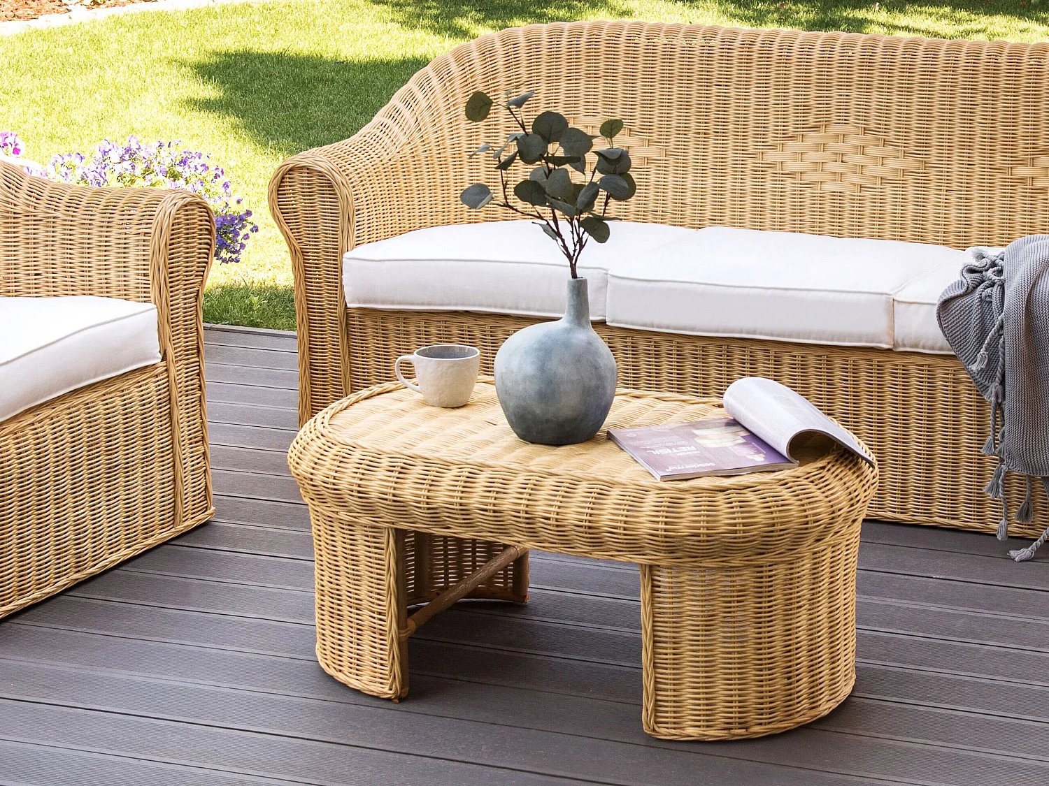 Stolik kawowy ogrodowy LIVADEIA 60 cm 96 cm Rattan Naturalny