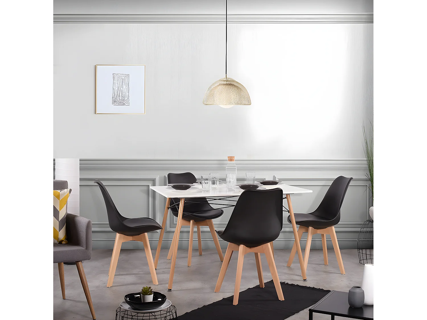 Lot de 4 chaises - Noir - Chaise Scandinave - Pieds en bois (4 chaises dans un colis)