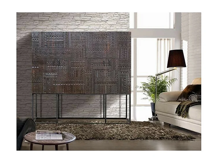 Vitrina madera de mango y patas metal en nogal oscuro Marrón.Giner y Colomer 160x40x180