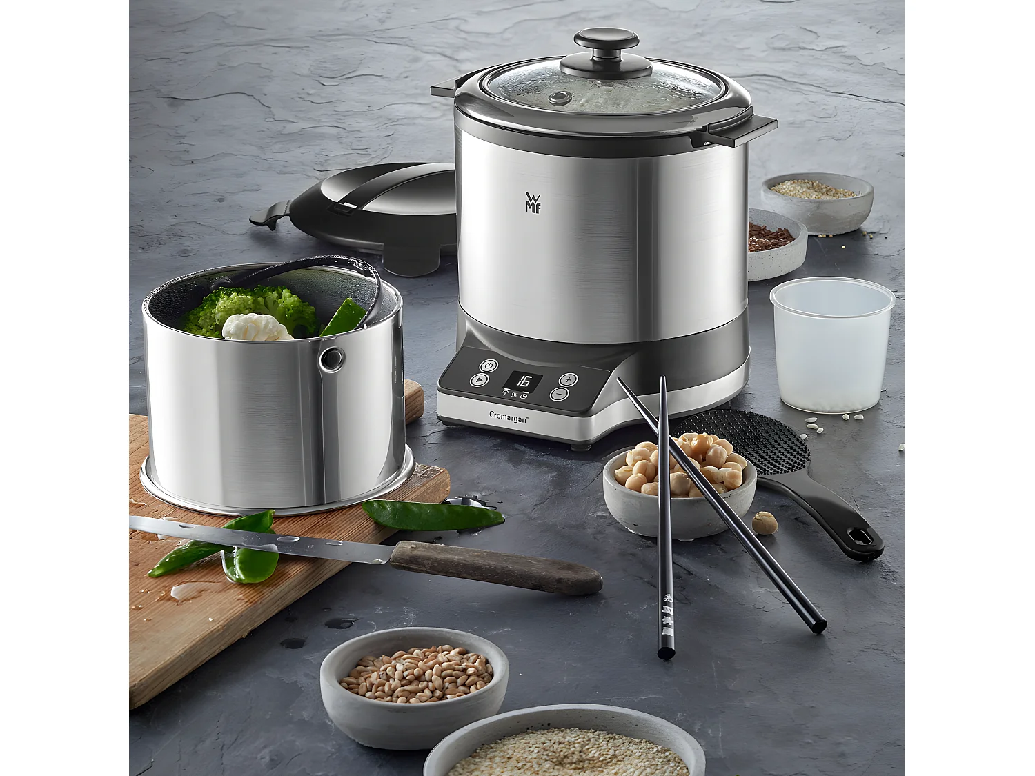 Cuiseur à riz avec boîte à repas