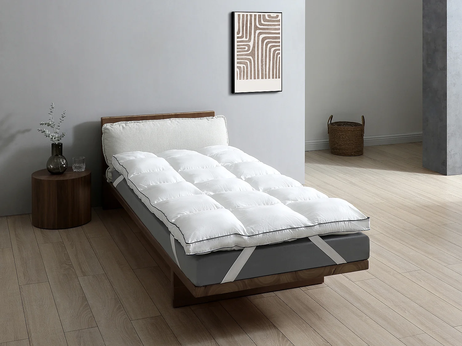 Surconfort de matelas anti-acariens 1 place - 90x 190 cm - Enveloppe satin 120 fils/cm2 - garnissage 1000gr/m2 - Blanc passepoil bleu - PRESTIGIA de Palacio