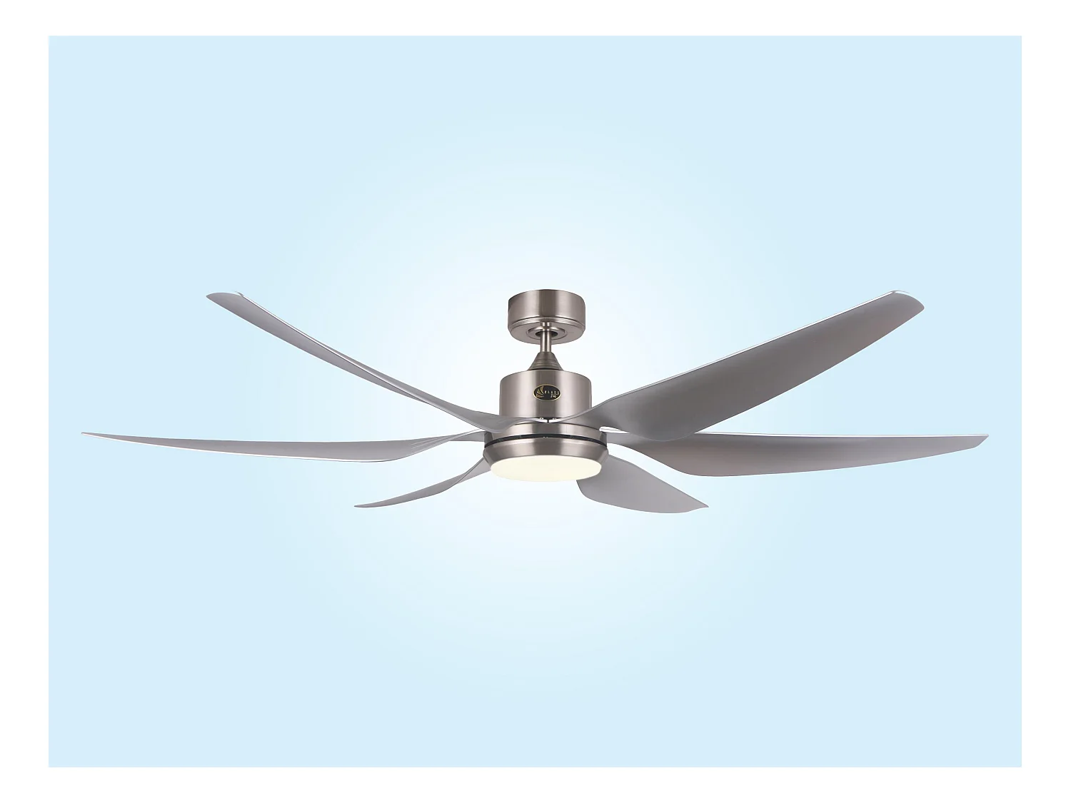 Ventilateur de plafond DC argenté avec pales de 166cm et lumière pour 60m2