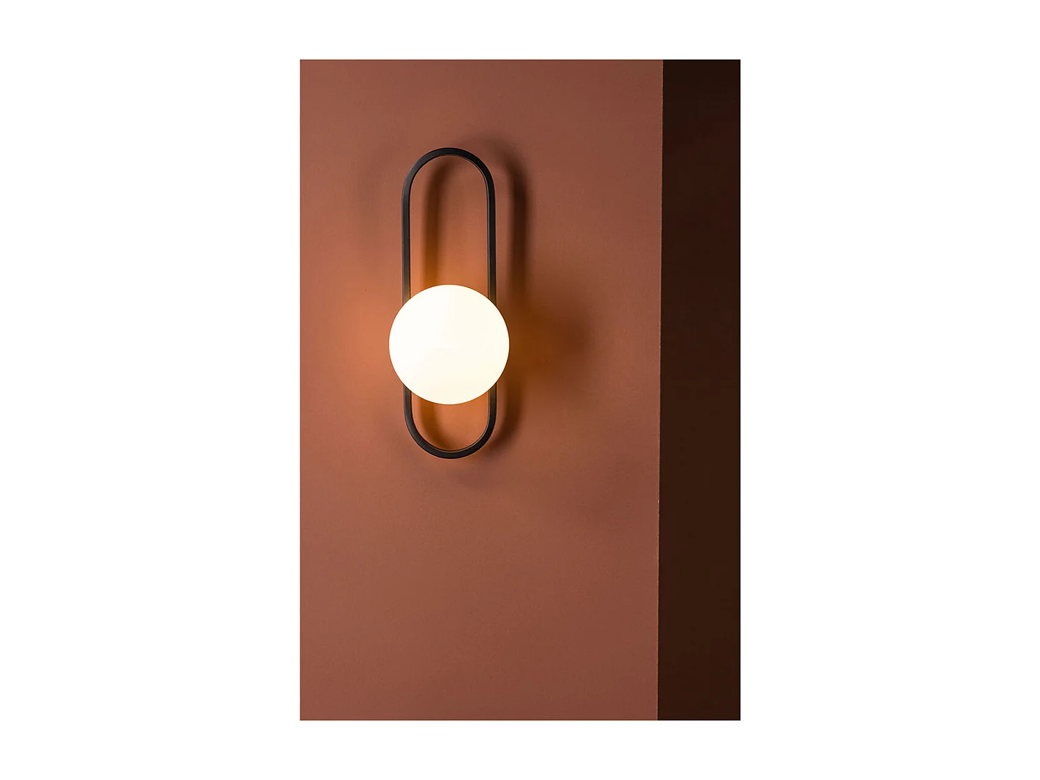 Alpes - Applique murale en métal - Noir