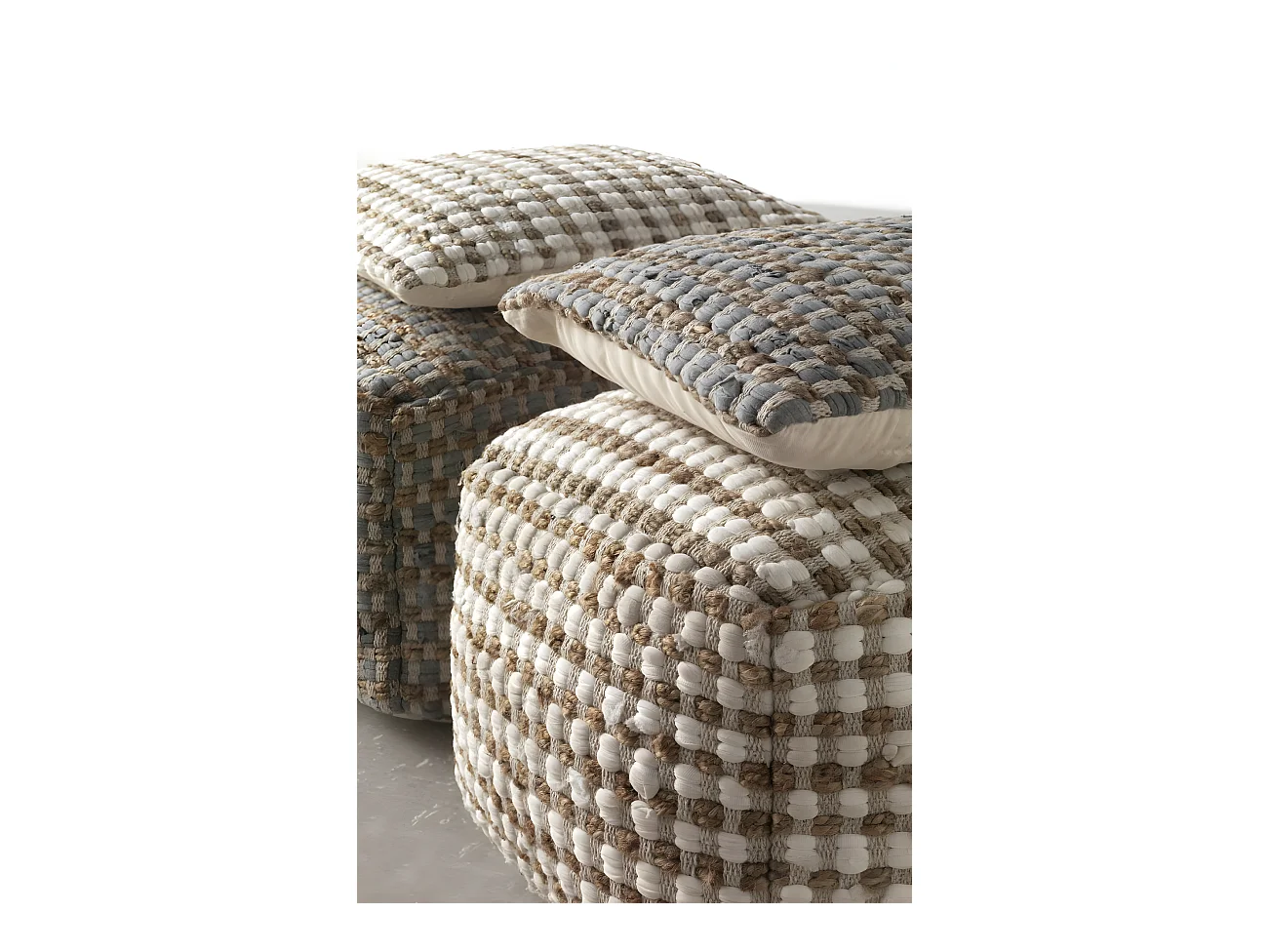 Hellgraues Kissen aus Baumwolle und Jute, 45 x 45 cm