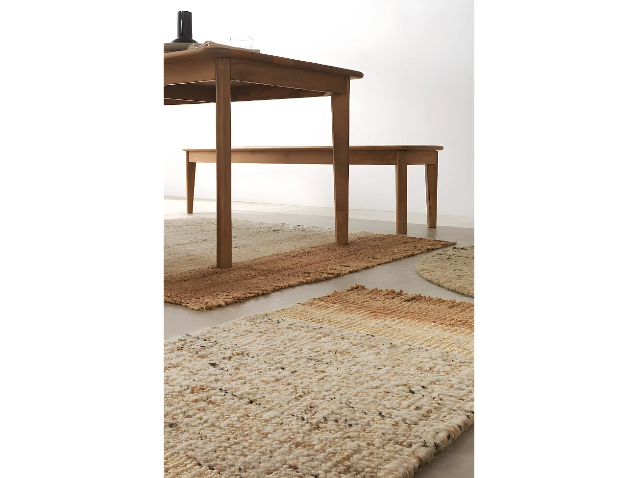 Teppich aus Jute und Wolle, 120 cm Durchmesser.