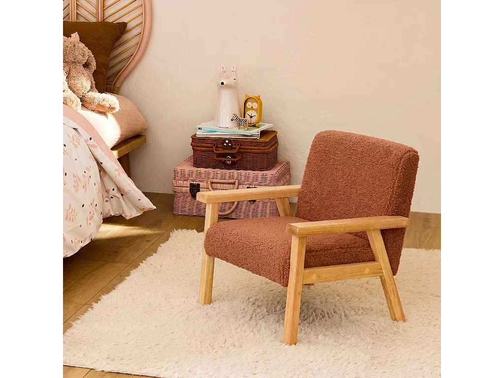 Poltrona scandinava per bambini in tessuto bouclé e legno di hevea Terracotta - 47x43.5x50 cm
