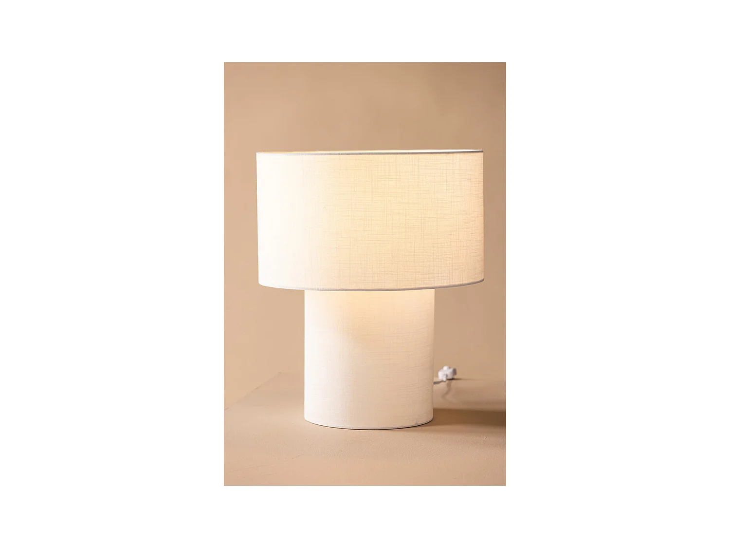 Globia verlichting tafellamp 35x35x40cm wit.