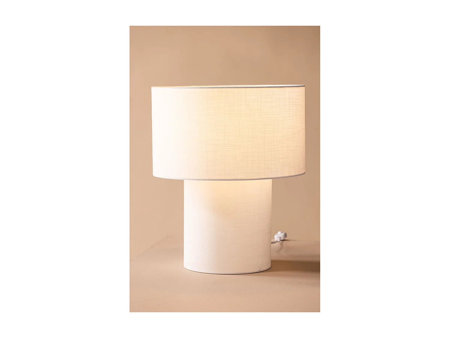 Lampada da tavolo Globia Lighting 35x35x40cm bianca.