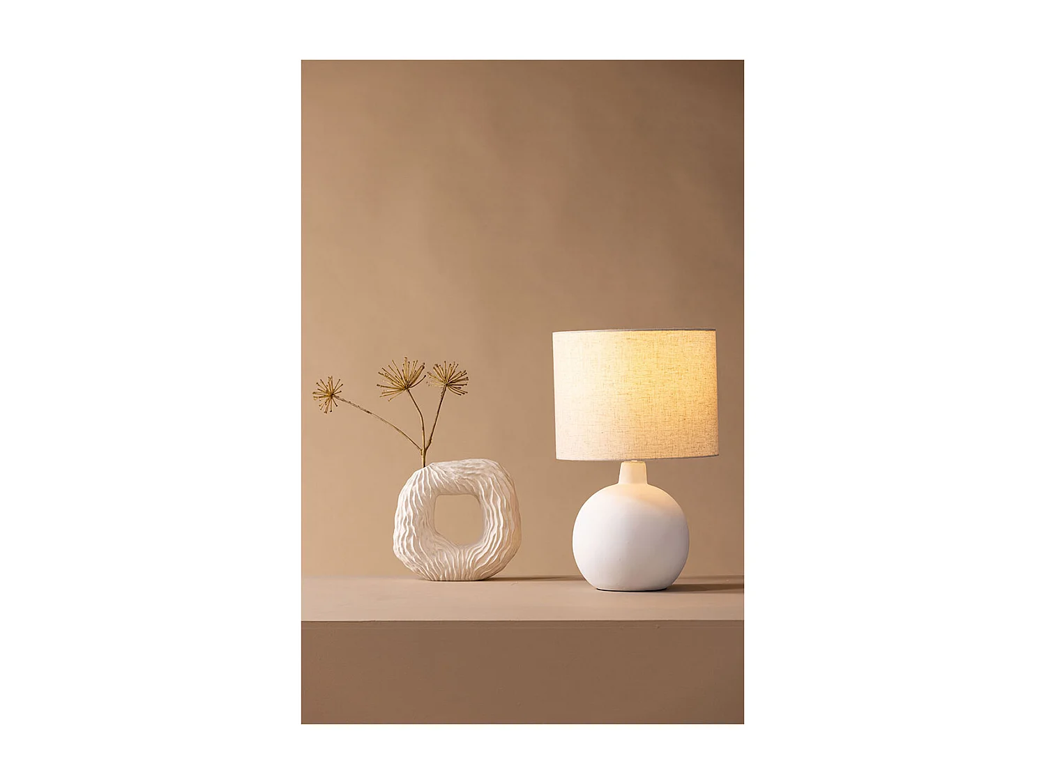 Torcello verlichting tafellamp 32x32x51cm beige.