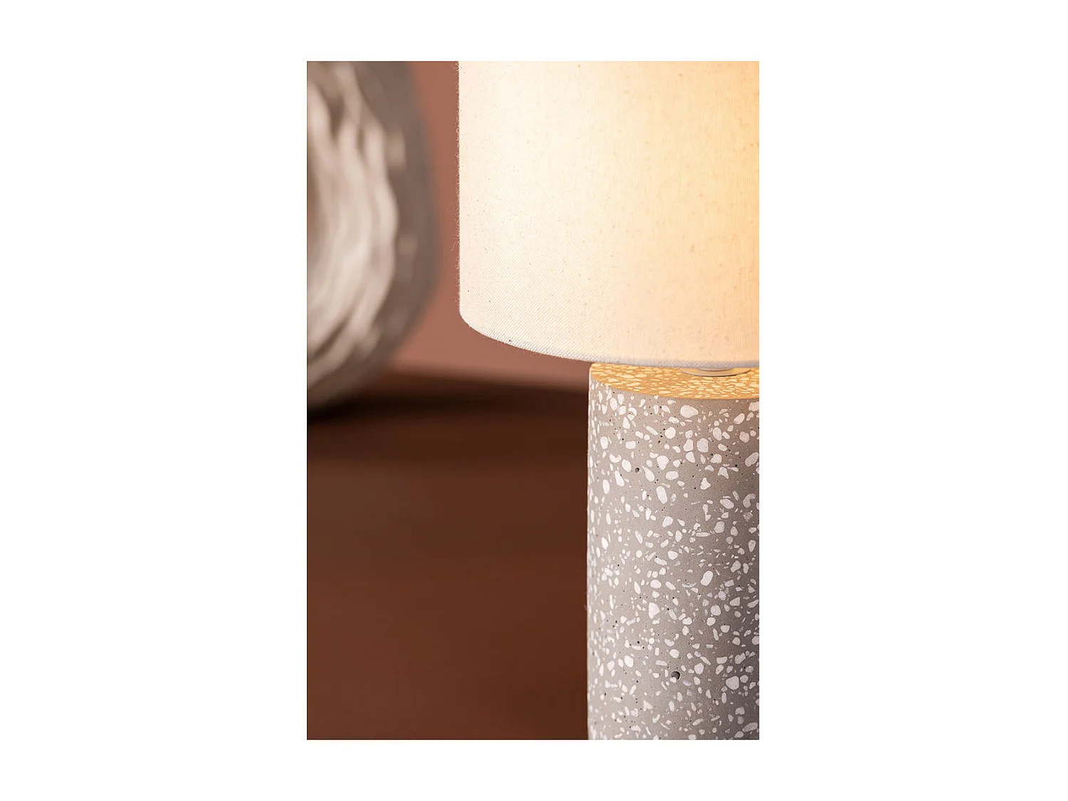 Dijon verlichting tafellamp 22x22x35cm grijs.