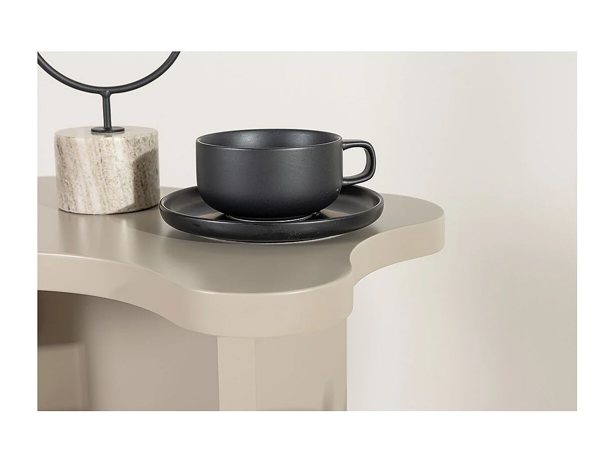 Molde hoektafel beige.