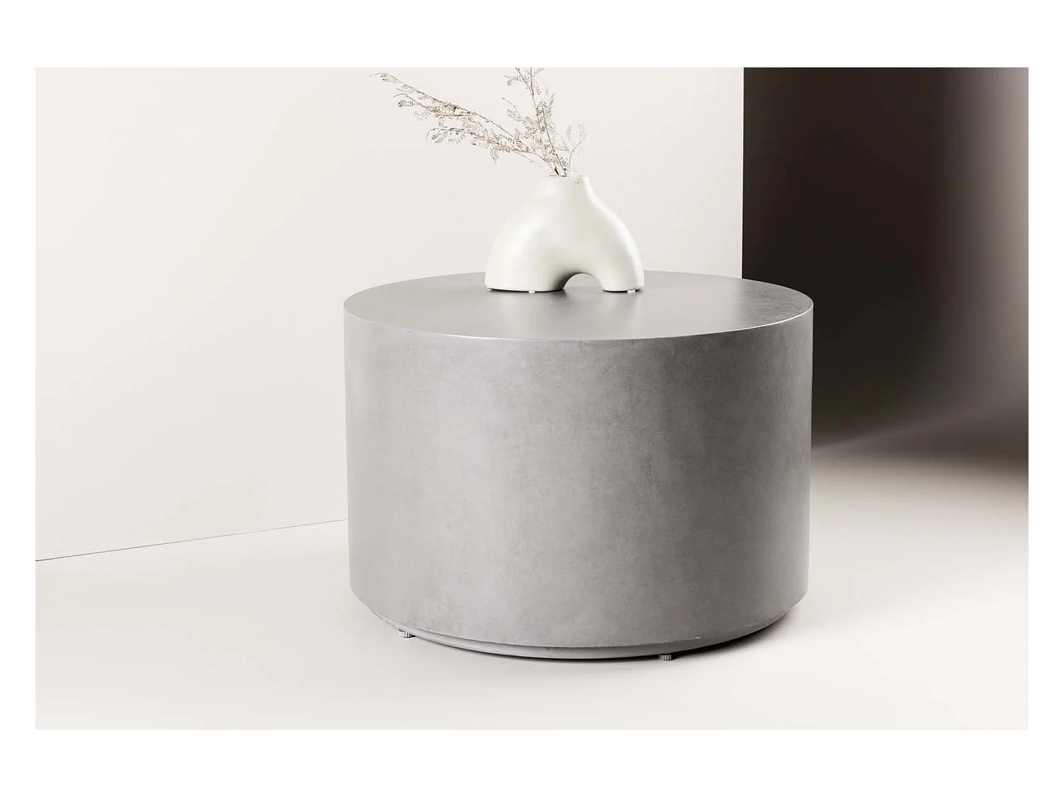 Mesa auxiliar de jardín Lisboa Ø60 gris.