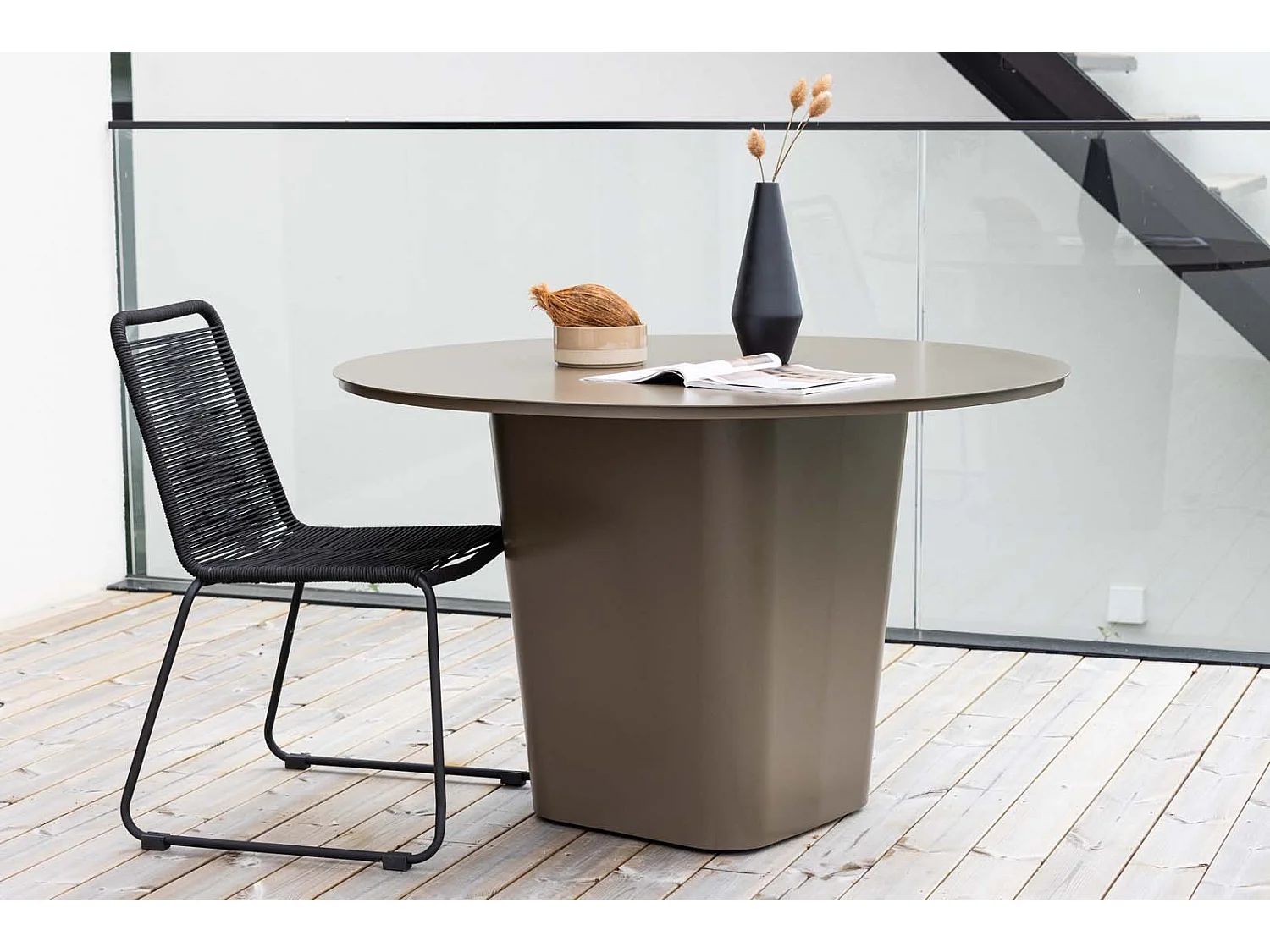 Santa Fe tuintafel Ø120 bruin.