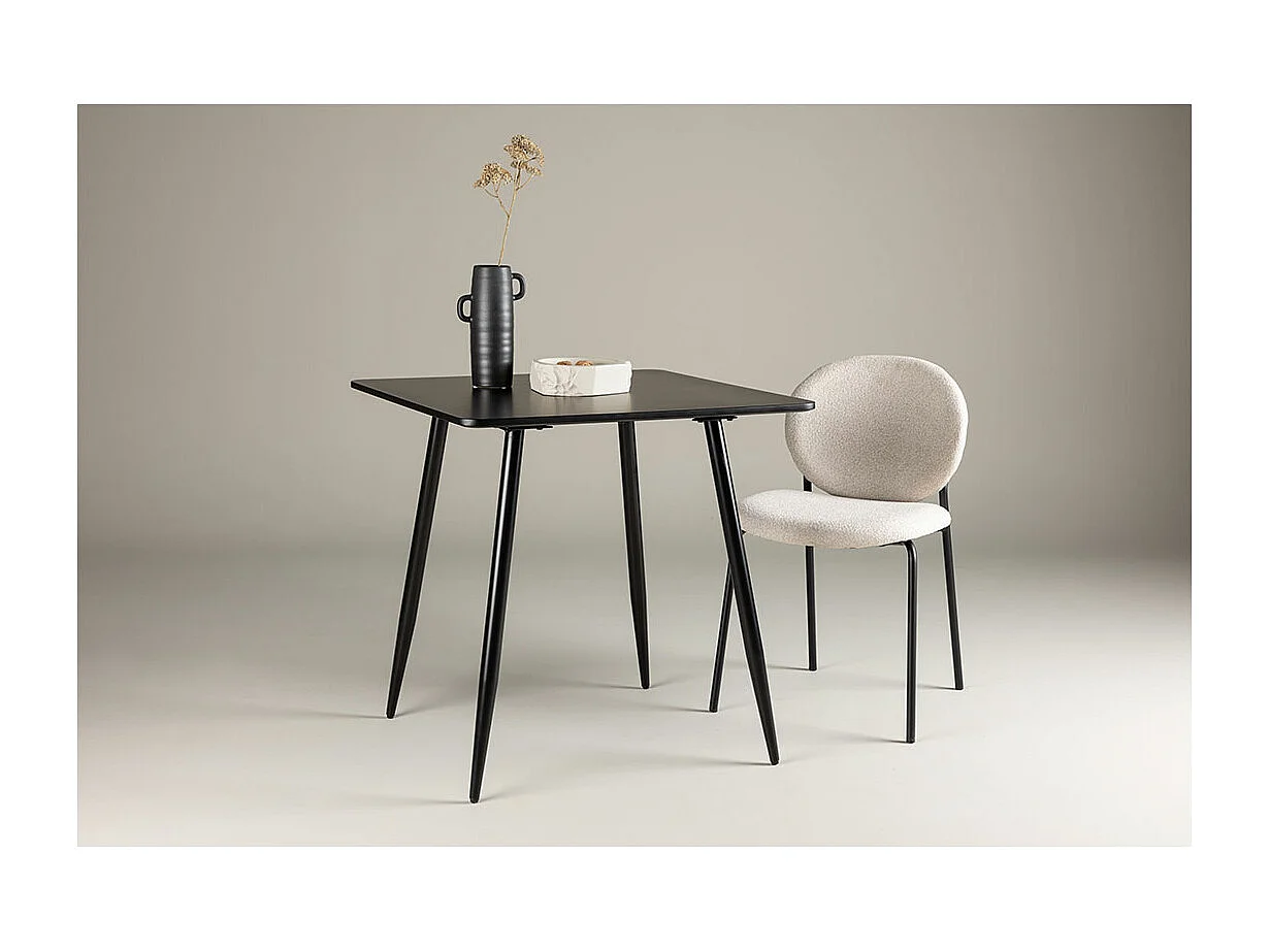 Polar eetkamertafel 75x75 cm zwart.