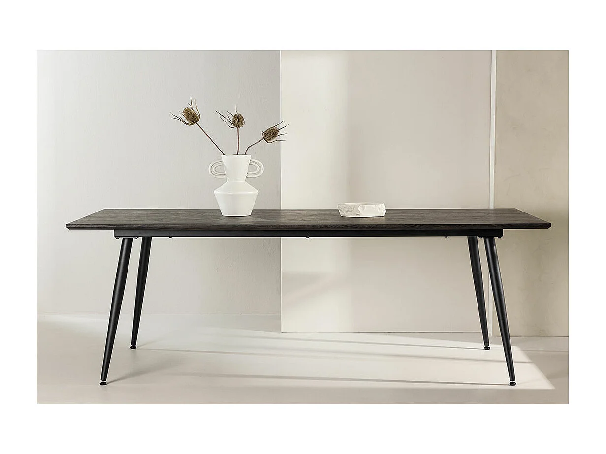 Keholmen eetkamertafel 100x220 cm bruin.