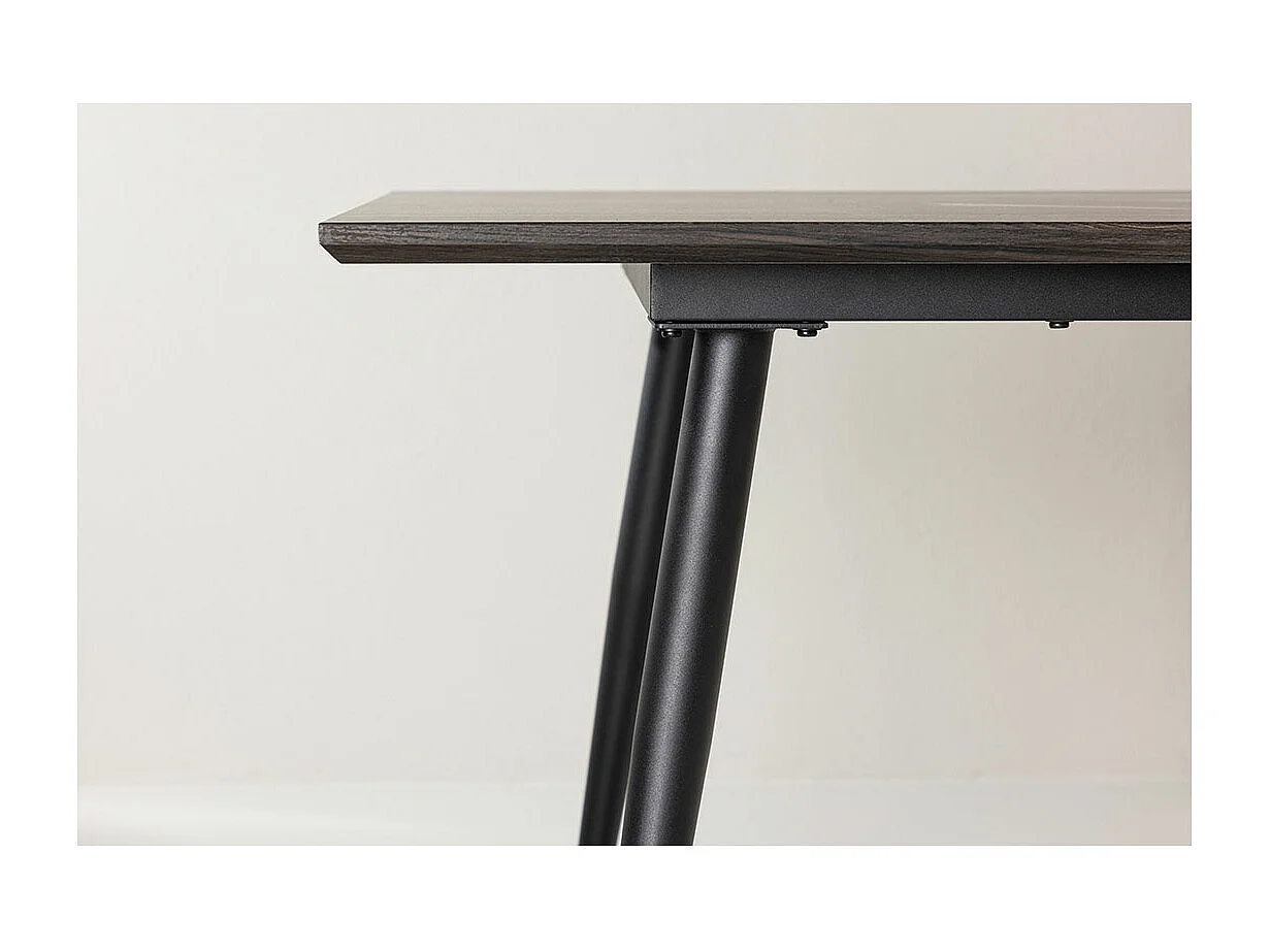 Keholmen eetkamertafel 100x220 cm bruin.