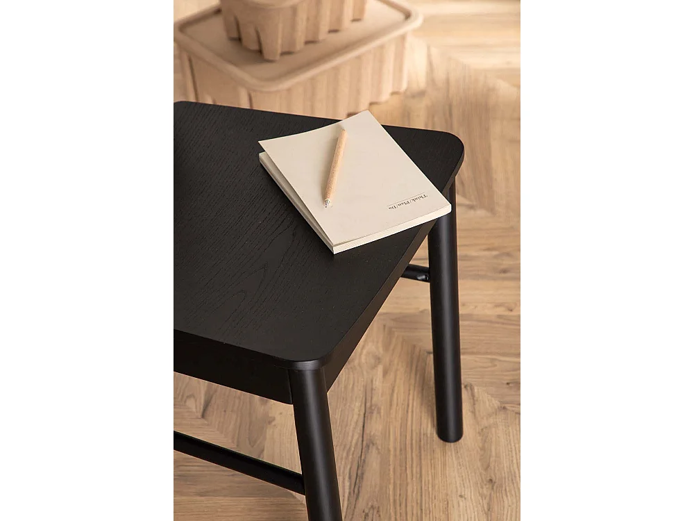 Montros Esszimmerstuhl Holz schwarz.