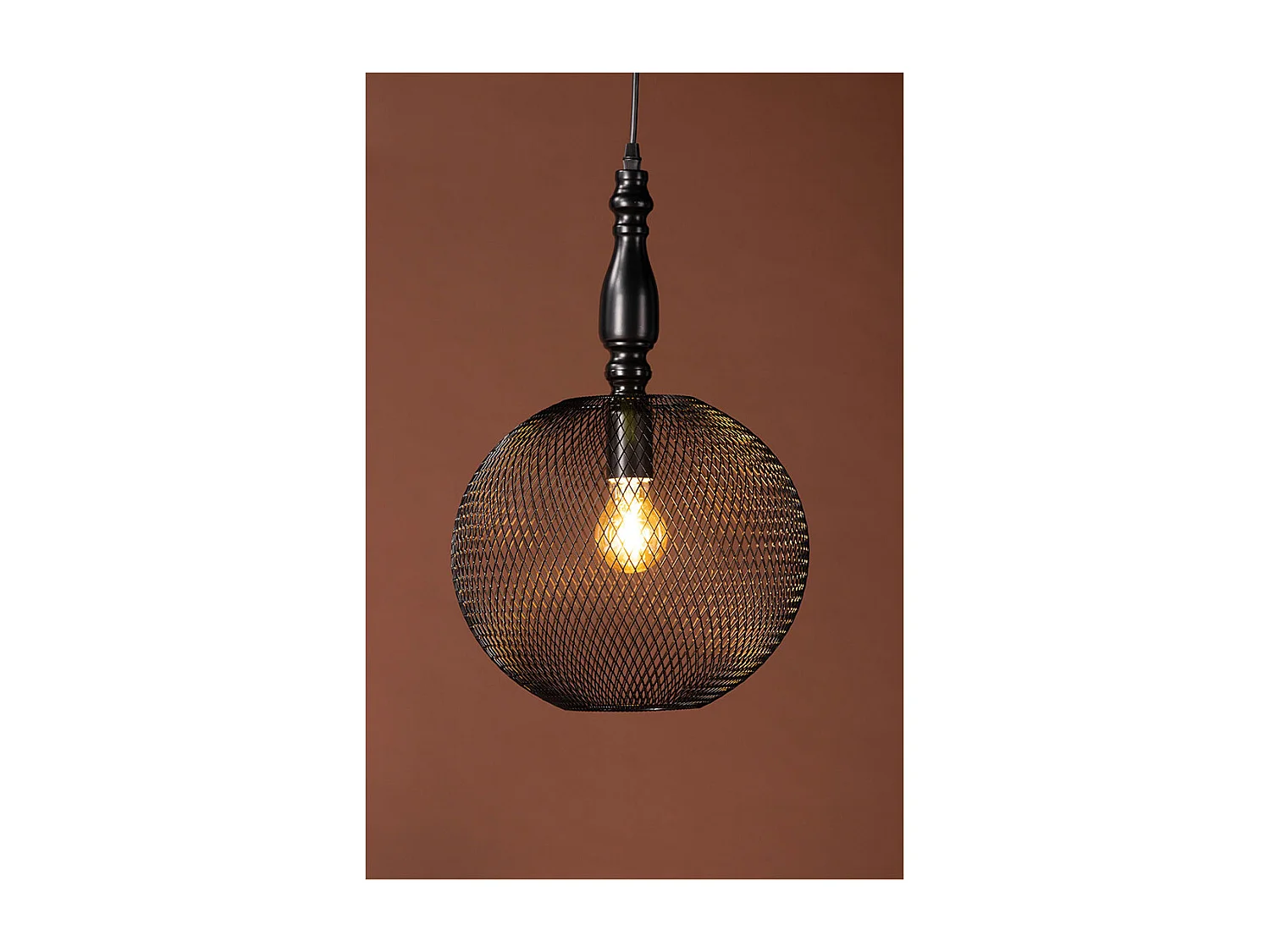 Valence verlichting hanglamp 30x30x48cm zwart.