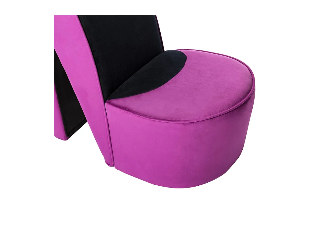 Sillón con forma de zapato de tacón terciopelo morado