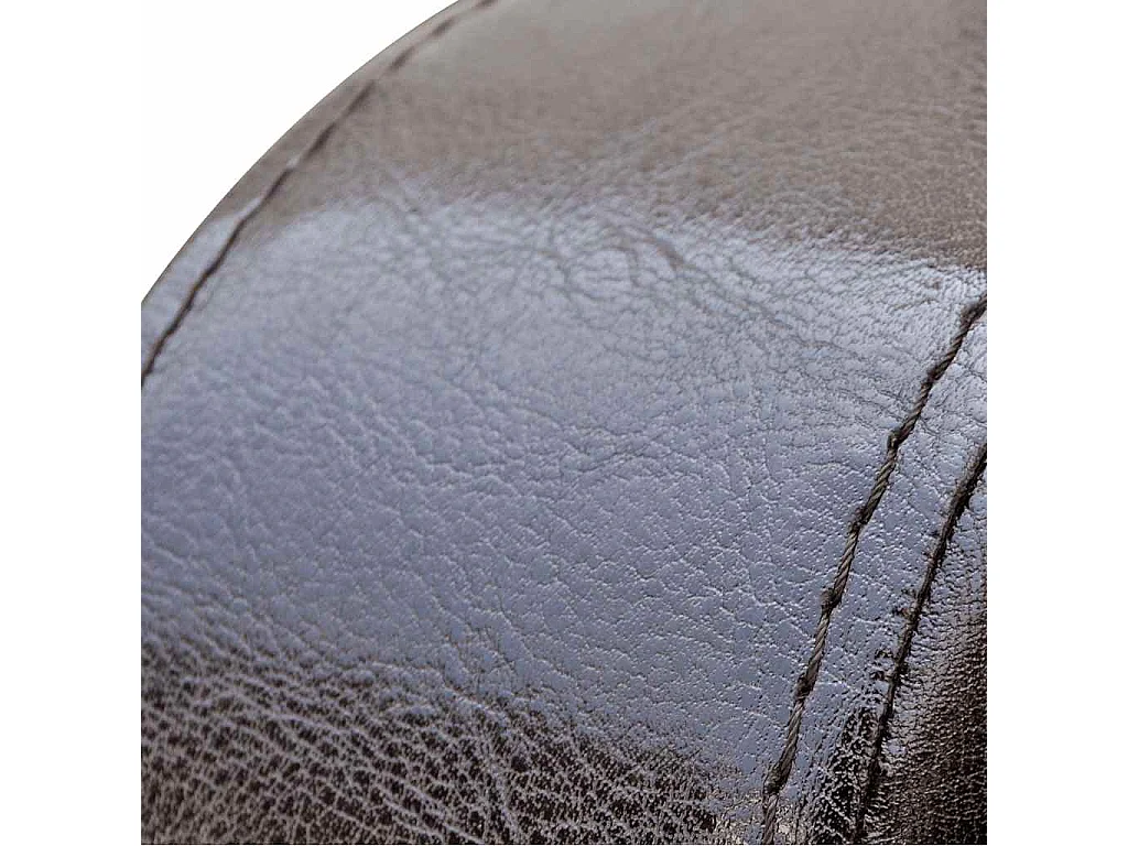 Poltrona em couro artificial castanho