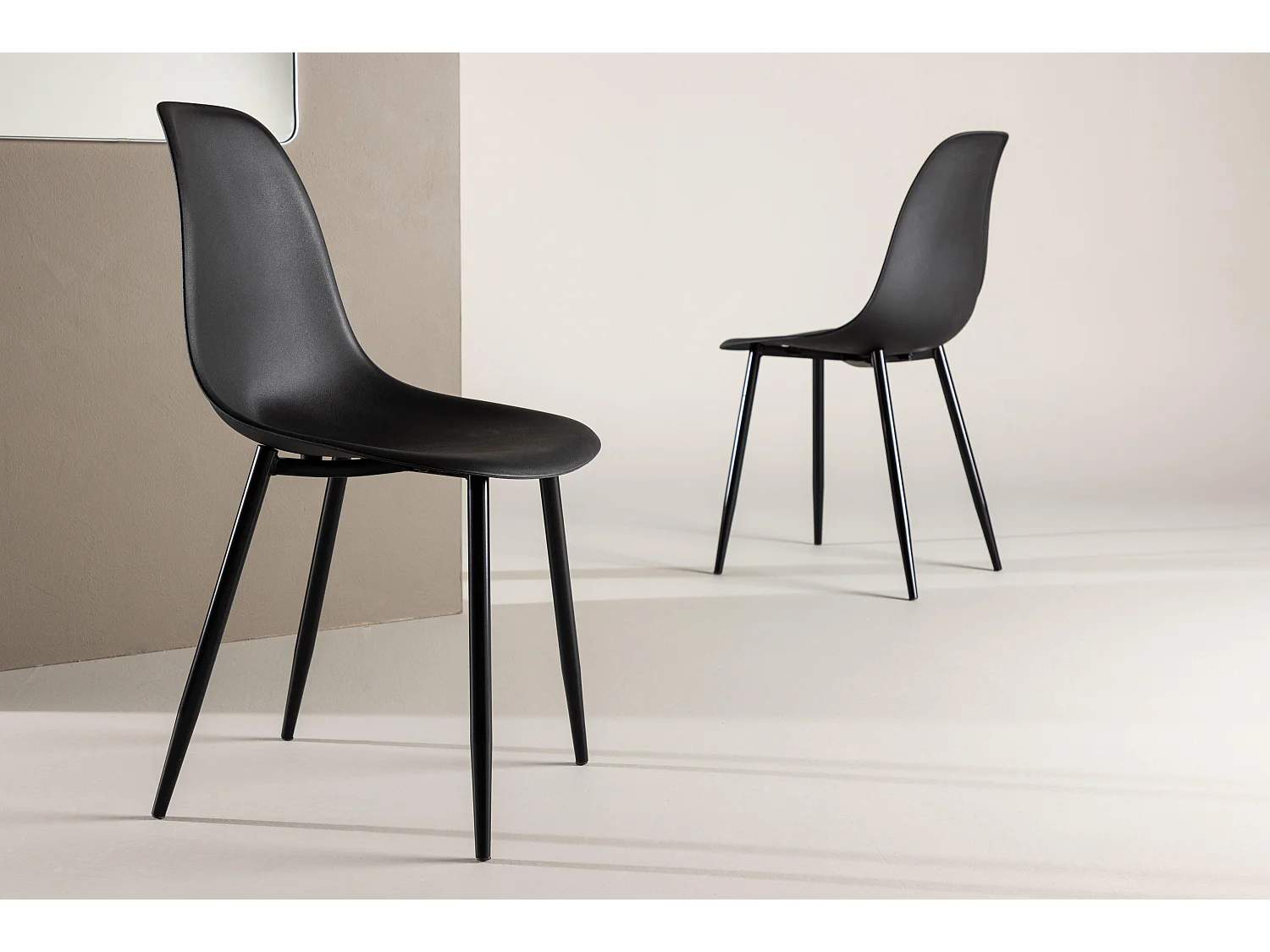 Chaise POLAR DRC 1NOS 46x58x81 Noir