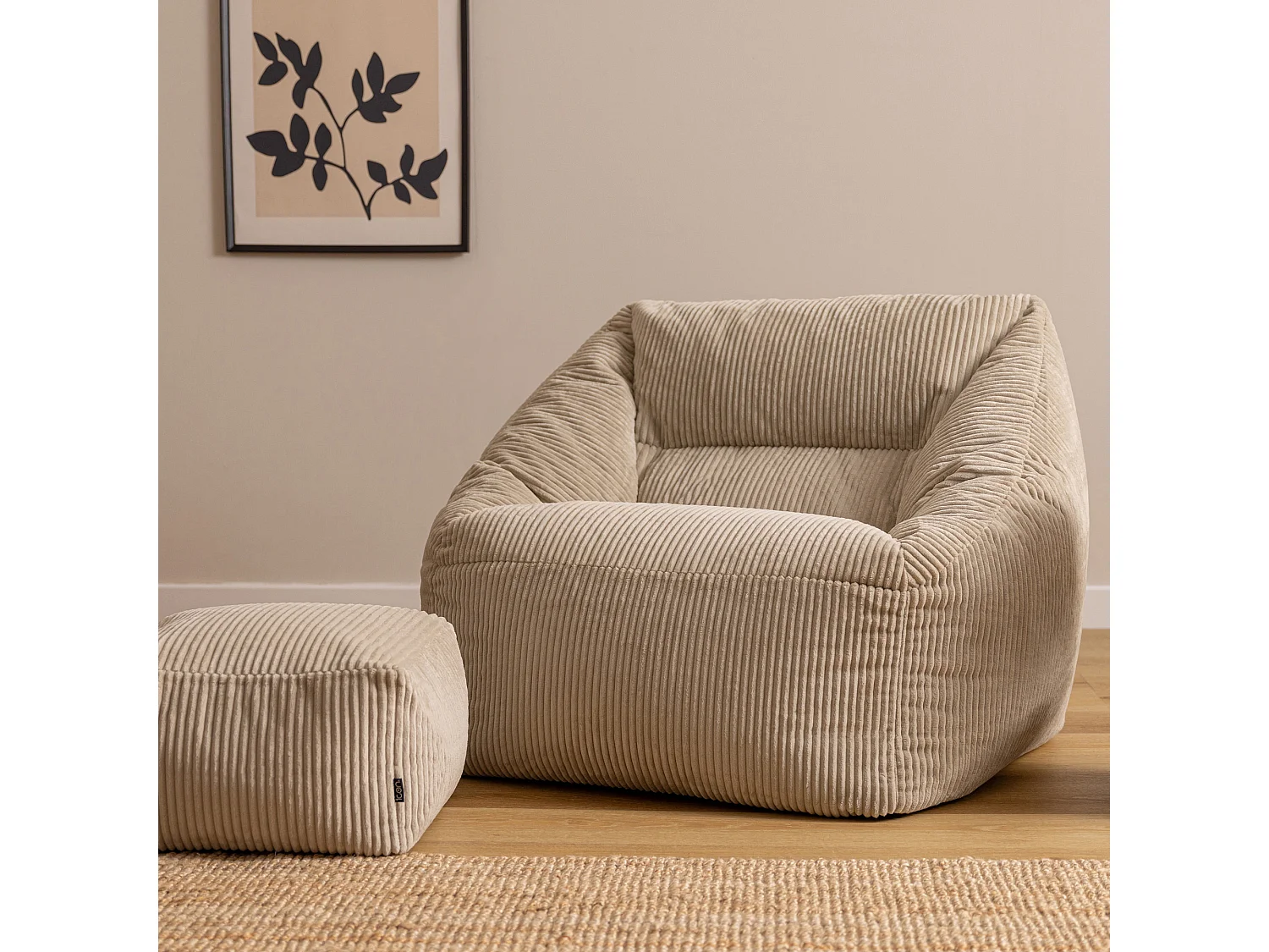 Pouf fauteuil et son repose-pieds carré velours côtelé beige, salon ou chambre - NATALIA