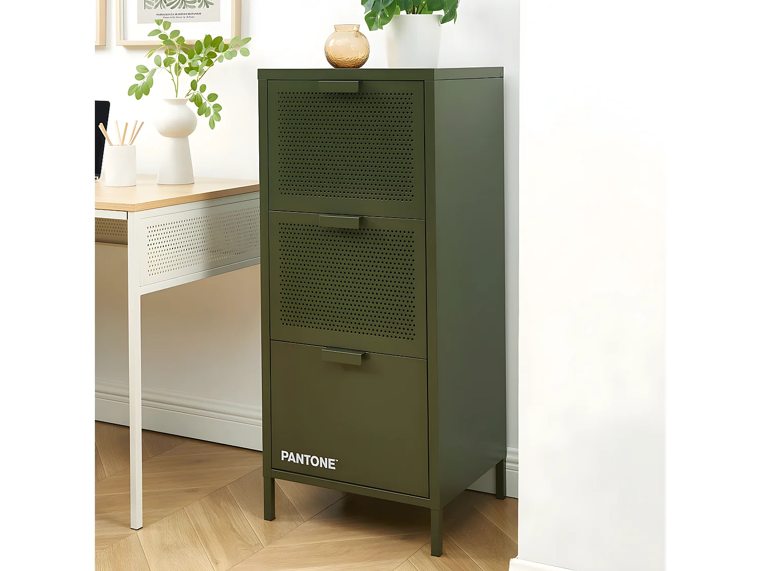Nino - Petit meuble de rangement 3 tiroirs en métal PANTONE H105cm - Vert kaki