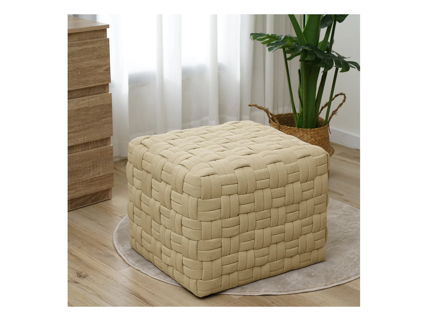Tabouret pouf tressé