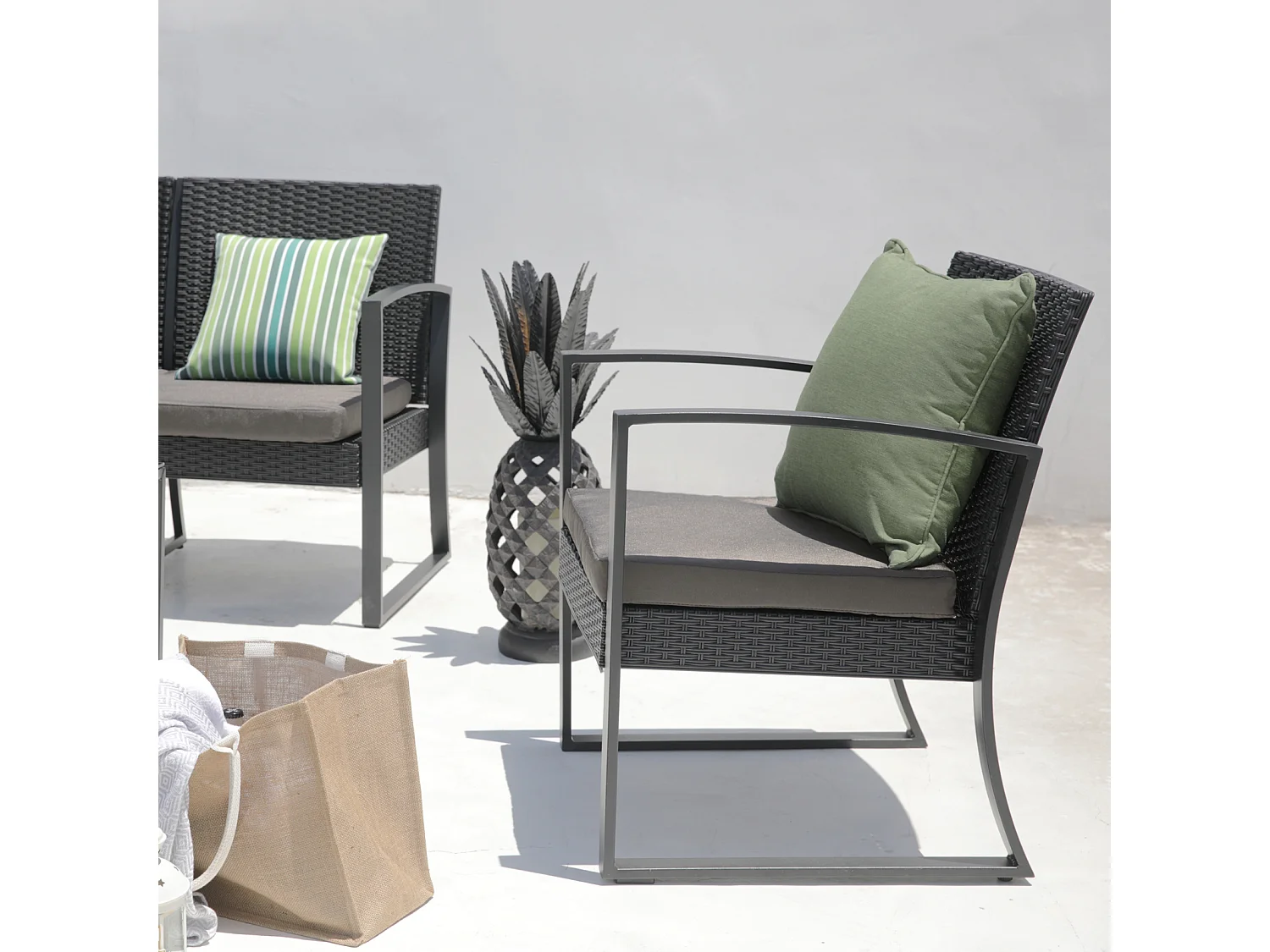 Ensemble de meubles de jardin en poly rotin