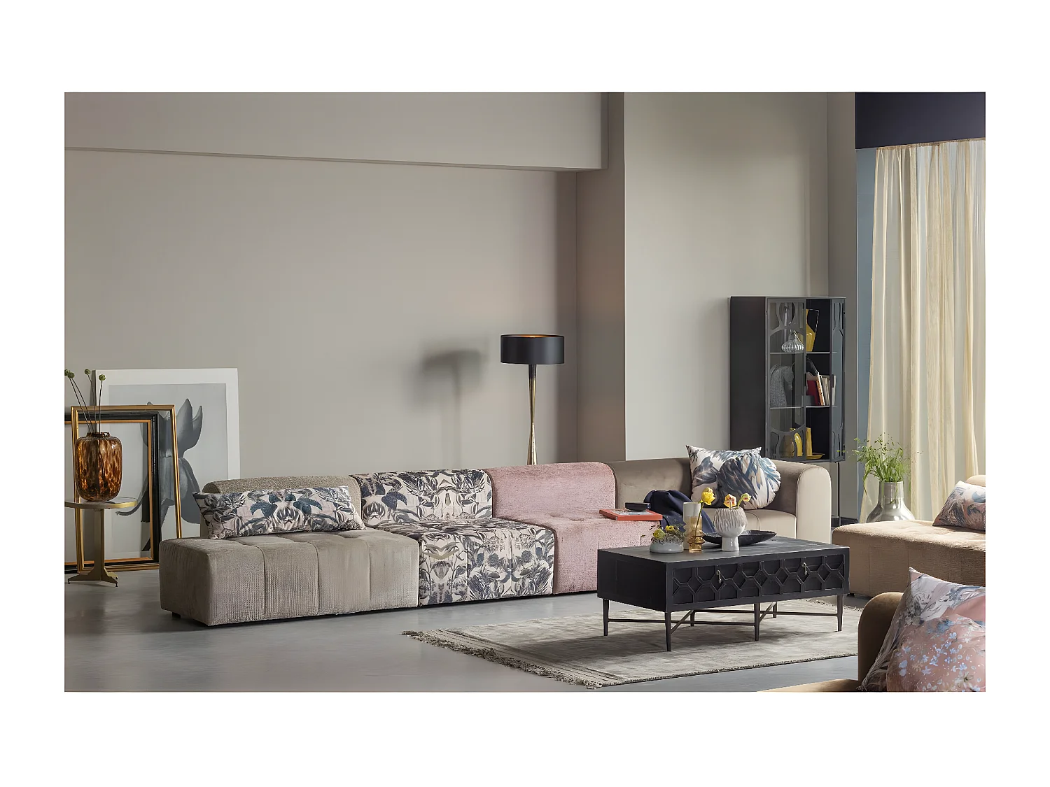 BLACKOUT TOO - Lampadaire en métal noir et doré