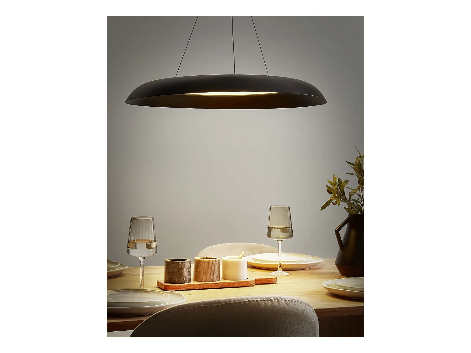 Lampe LED suspendue SURKO Métal Noir