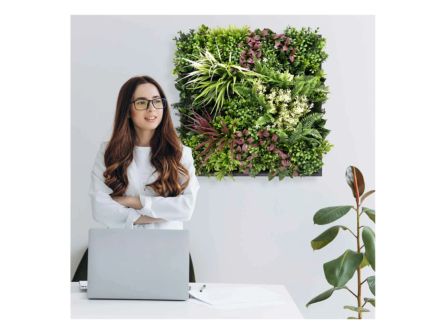 Liana - Painel de parede de relva artificial, painel com quadro preto do PVC 50x50cm