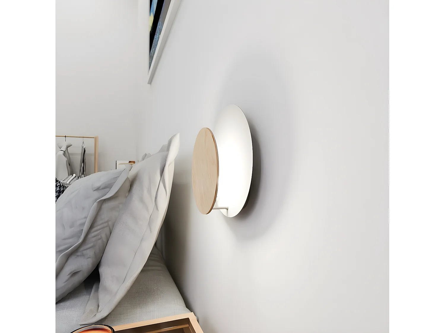 Wandleuchte Circle aus mattweißem Stahl und Holz