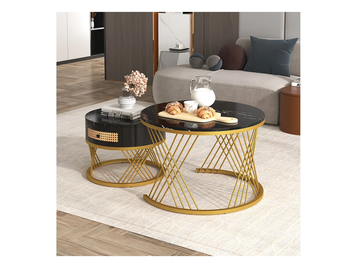2er-Set Couchtische – Runder Couchtisch mit Rattanschublade – Platte in schwarzer Marmoroptik – Goldfarbene Beine