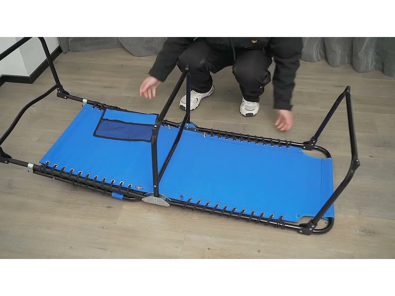 Chaise Longue Pliante avec Appuie-tête Amovible Dossier Réglable à 4 Positions Acier Antirouille pour CamBoisg Terrasse, Bleu