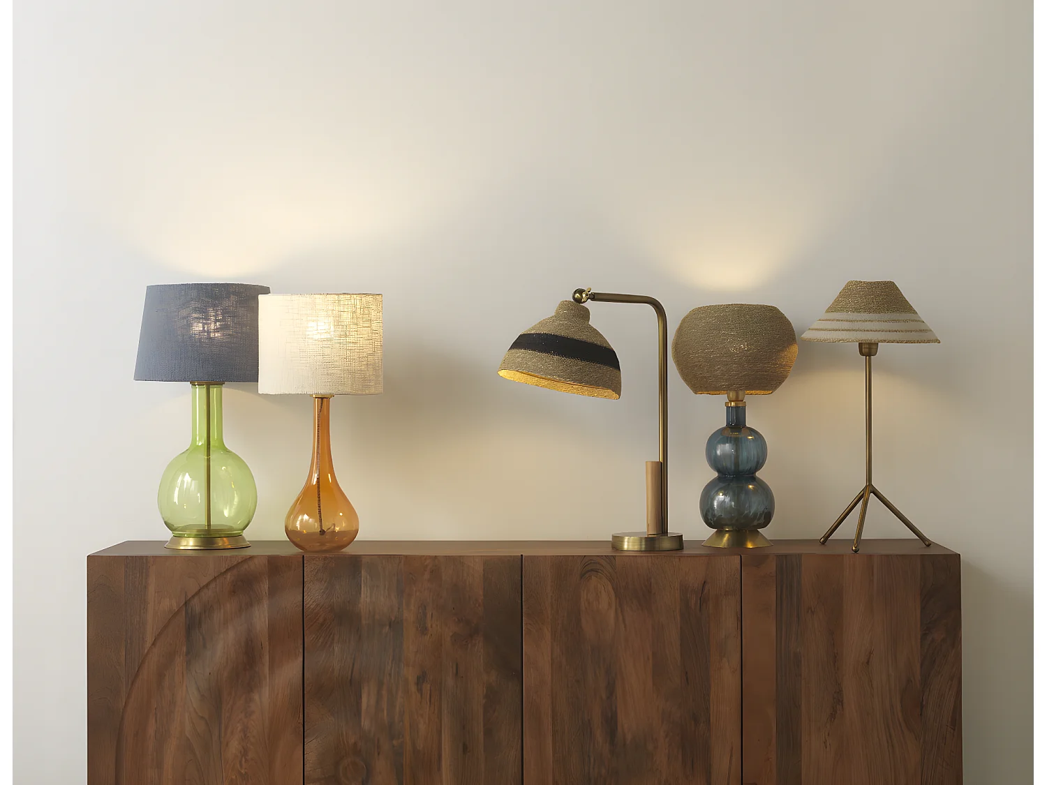 Lampe à poser en verre vert avec abat-jour en coton bleu