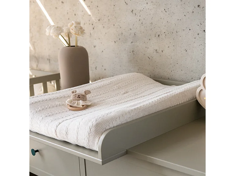 Wood Luck Gabriel Verandertafel - Eucalyptus Groen