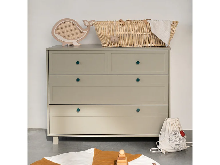 Wood Luck Gabriel Meegroei ledikant 70x140 en commode 4 laden Eucalyptus Groen