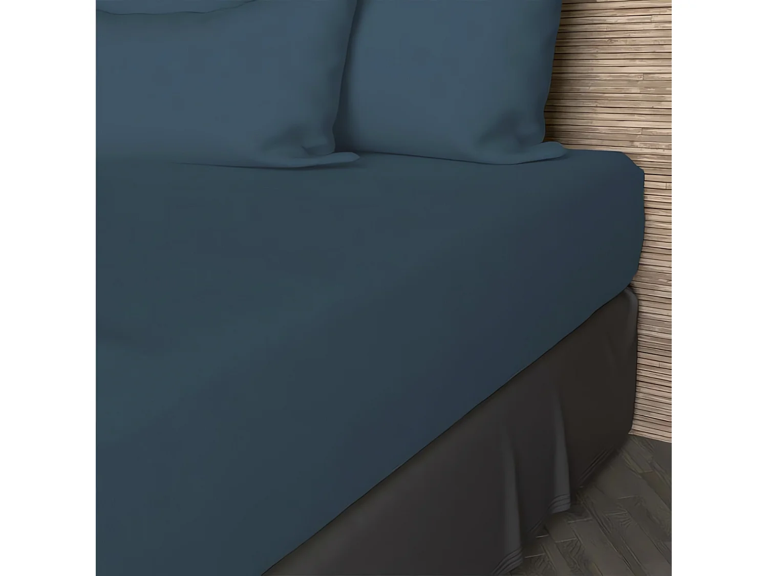 Drap housse en coton 57 fils 140x200 cm UNI bleu canard, par Soleil d'ocre