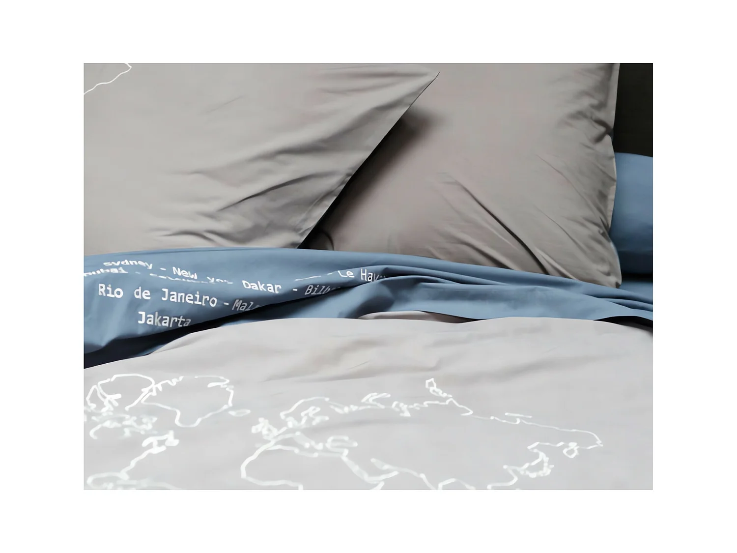 Drap plat 180x290 cm brodé NAVIGATEUR par Sylvie Thiriez