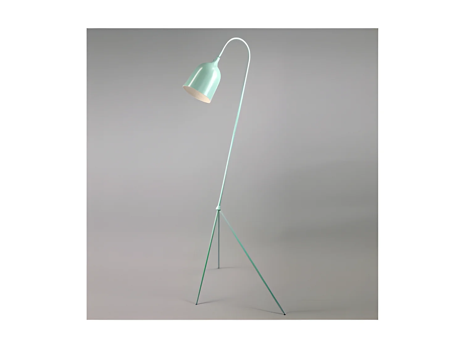 Lampadaire FIFTY ls au look année 50 aluminor